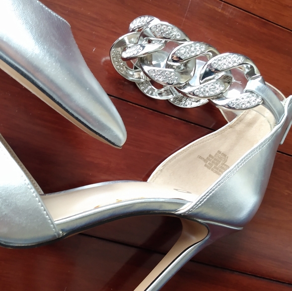 Sexy silver chain link heels - Picture 4 of 6